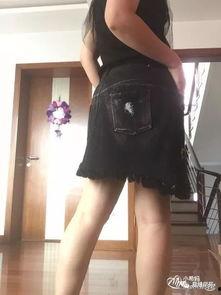 成人牛仔短裙图片欣赏视频,成人风采的别样演绎